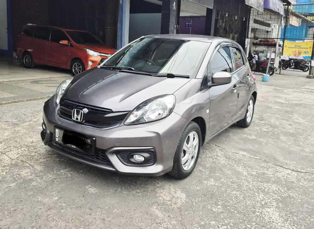 Honda Brio 1.2 E matic 2017 Dp 5 Juta