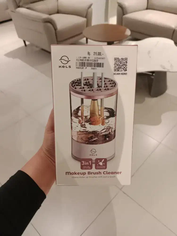 MAKEUP BRUSH CLEANER