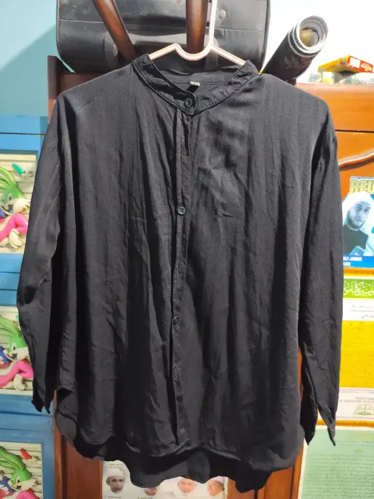 Kemeja Rayon Twill Hitam