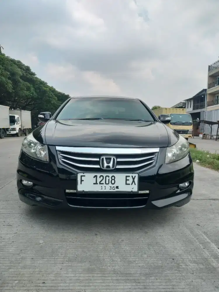 (Km 75rb) Accord 2.4 Vtil 2011