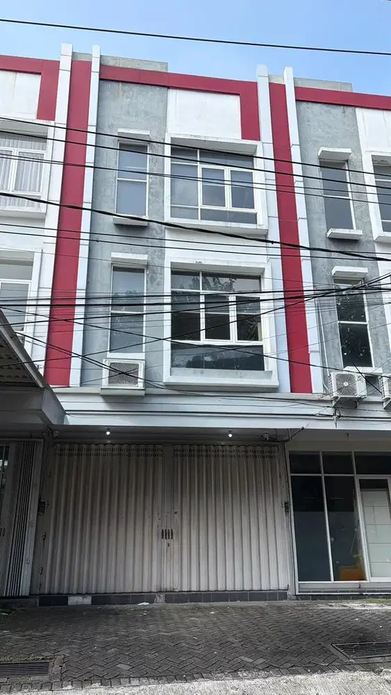 Ruko Raya Dharmahusada Indah. Lebar 5M