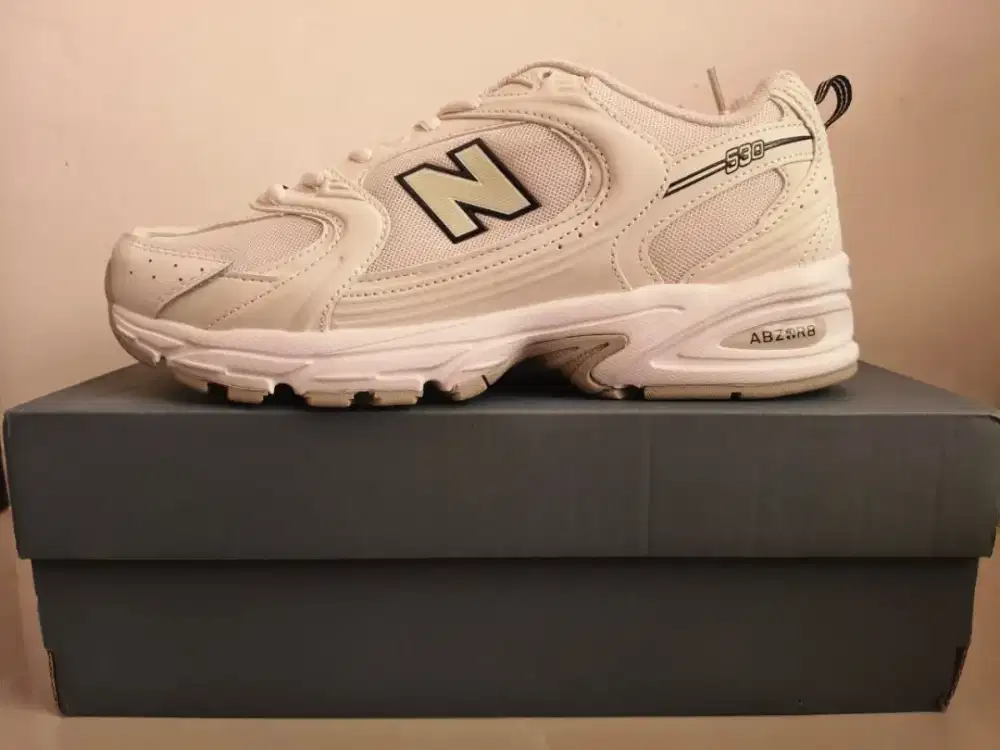 New Balance 530