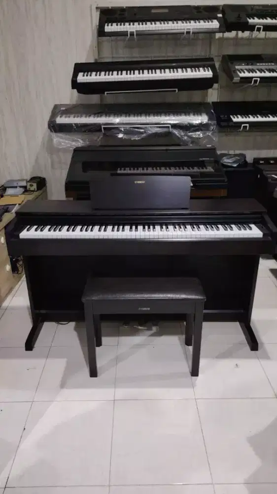 YAMAHA ARIUS YDP 143
