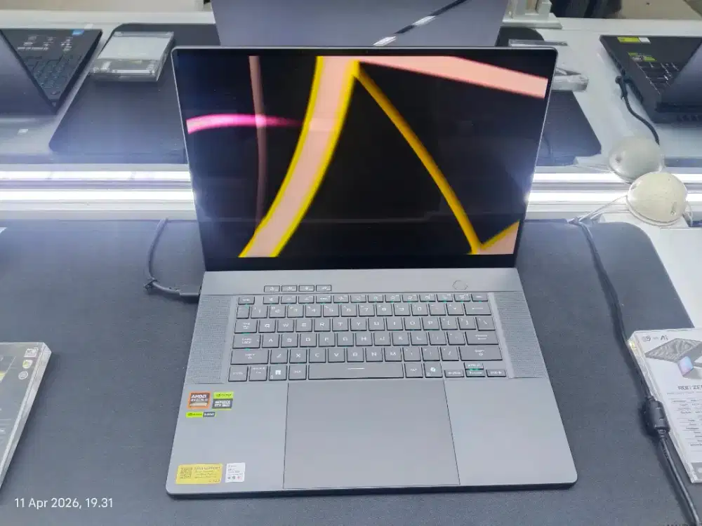 Laptop ROG Zephhyru5g 16, Cicilan tanpa DP, Syarat Cukup KTP