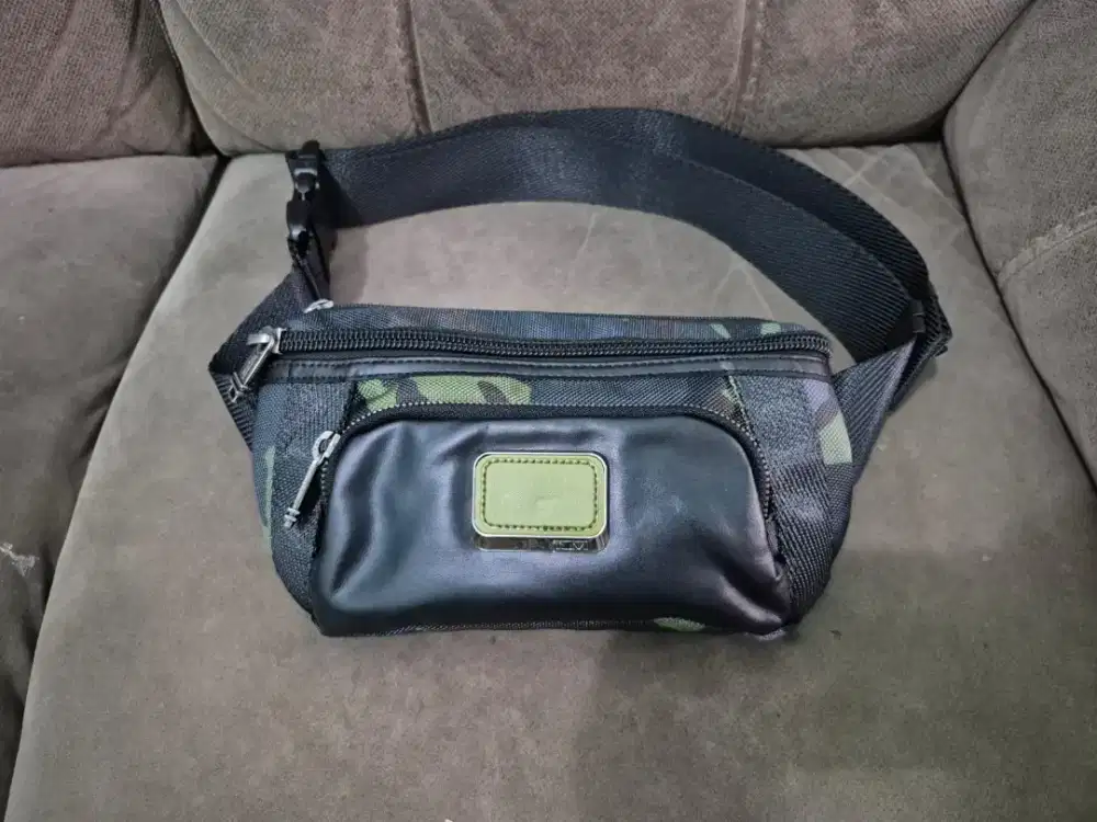 Waistbag / waist bag tumi..camo edition