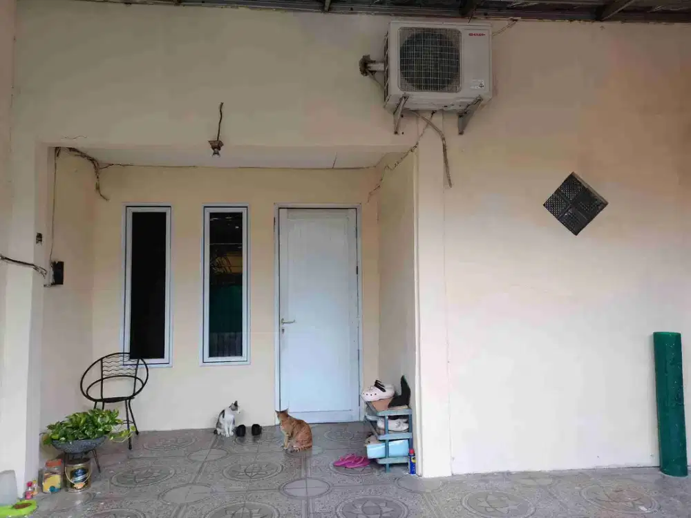 Rumah Akses 2 Mobil Dan Lokasi Strategis  Di Utan Panjang, Kemayoran Jakarta Pusat