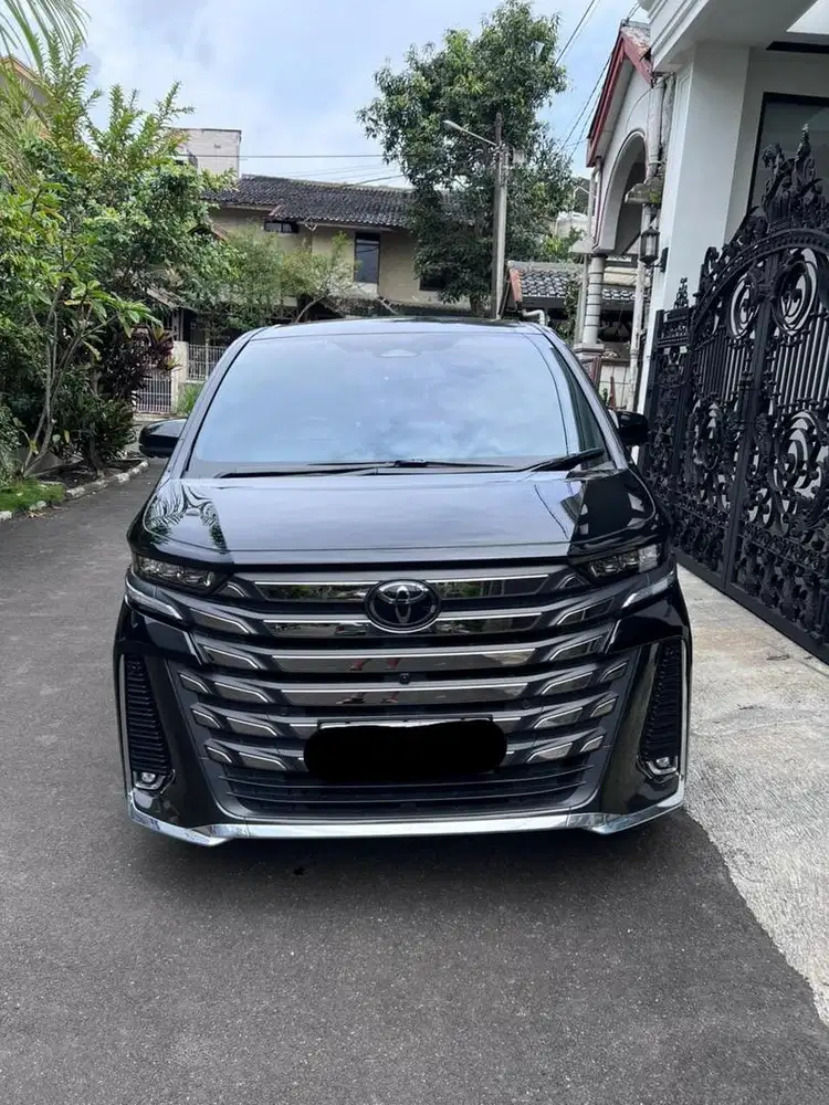 Toyota Vellfire 2024 VIP executive lounge