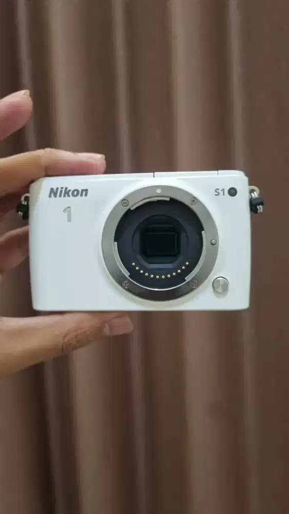 Nikon1 s1 Mirrorless Body Only