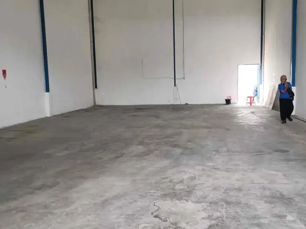 disewakan gudang central cakung