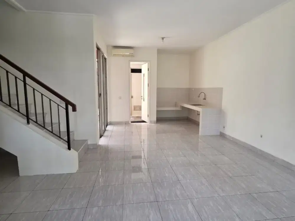 Disewakan Rumah Tinggal Cluster di FORESTA, BSD - 3+1 KT 2+1 KM