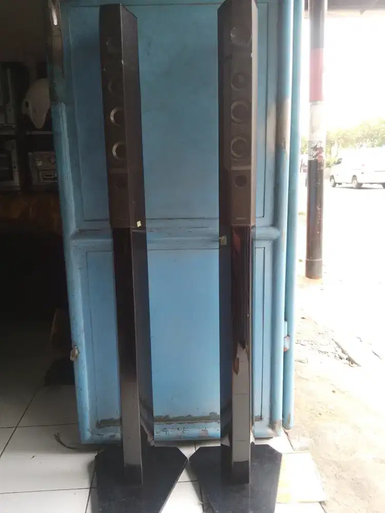 Samsung Tower speaker 4 way, with 3D Swivel Surround, full ori, utuh