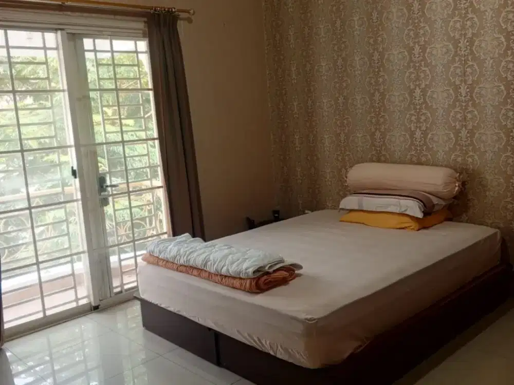 Jual cepat Rumah BGM PIK luas 6x16 2lt 3Kamar TERMURAH Lokasi BAGUS