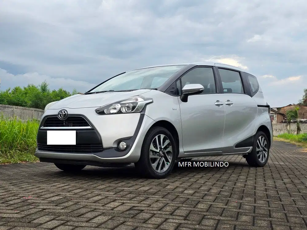 Tdp 0 - Toyota Sienta V AT 2017 Mewah