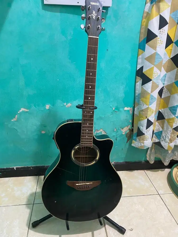 Gitar Yamaha akustik elektrik Apx 500 Original warna Green