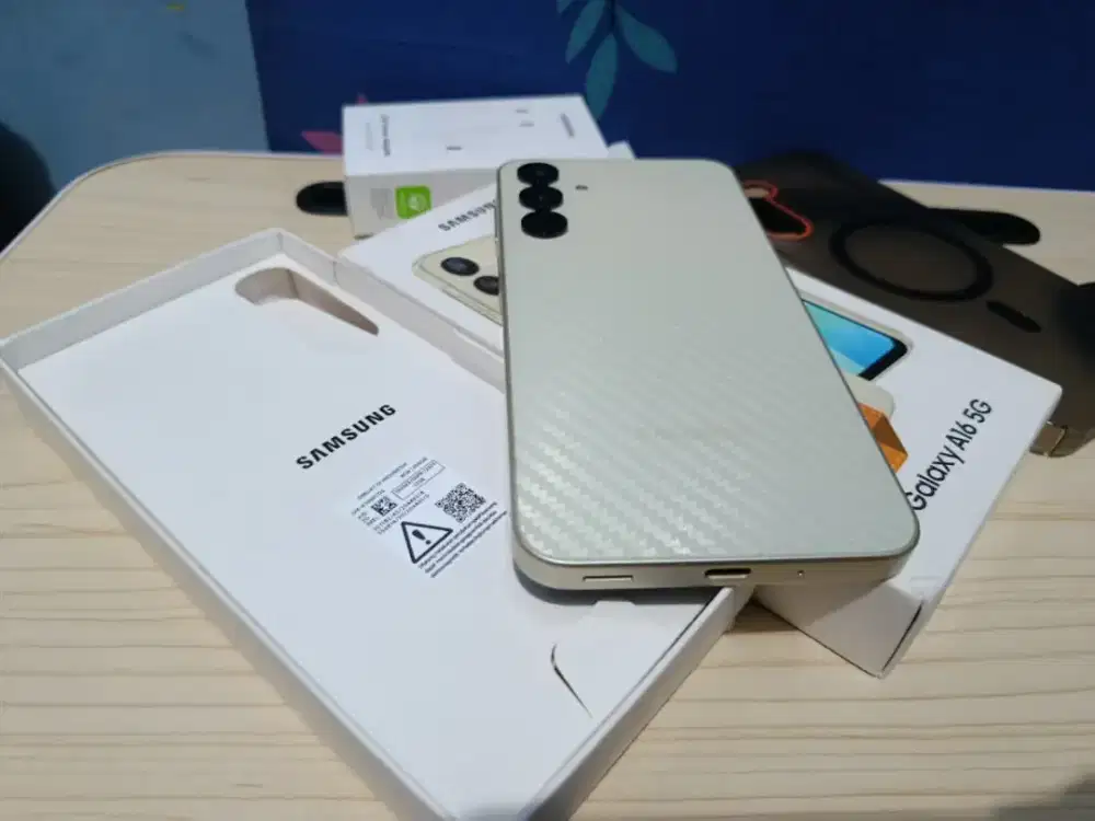 Samsung A16 5G, Like New 8/256