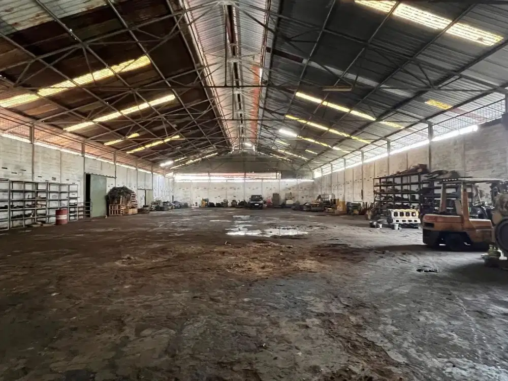 DIJUAL CEPAT !!  GUDANG & TANAH  KAPUK KAYU BESAR