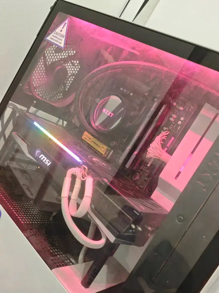 PC AMD R5 7600x VGA MSI RX 6750 XT 12GB