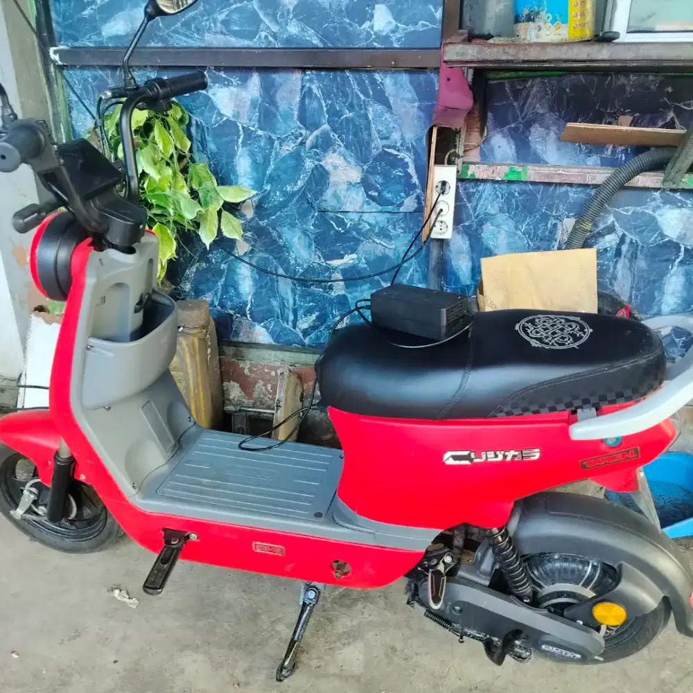 Sepeda listrik u-winfly