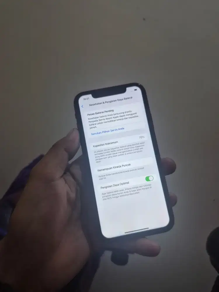 Iphone xr 128 ibox merah bh aja servis kotak hilang mulus