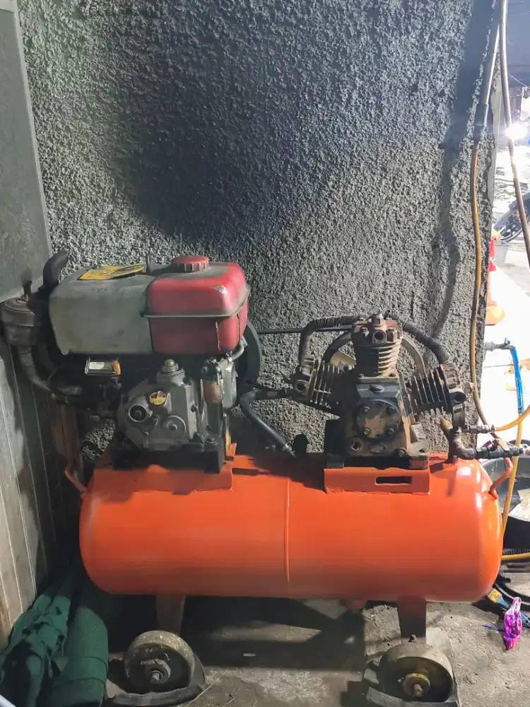 Mesin Kompresor 2 HP Engine Diesel Sollar