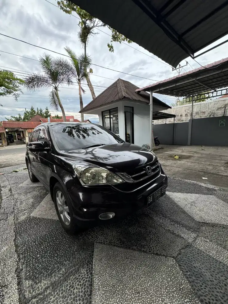 Mobil CR-V 2.0 AT 2011