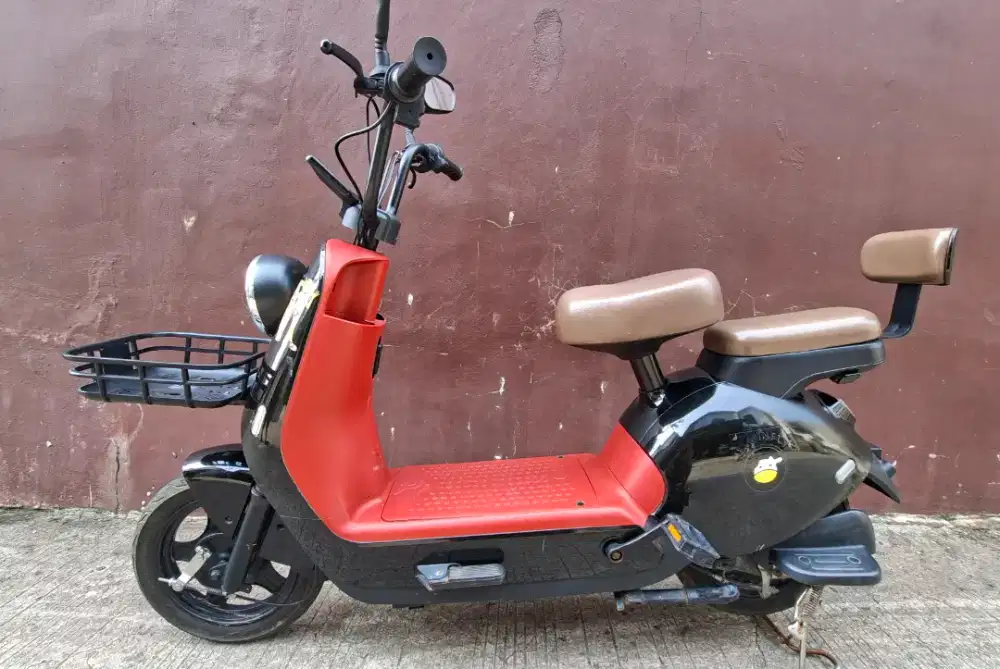 Sepeda listrik Uwinfly R7