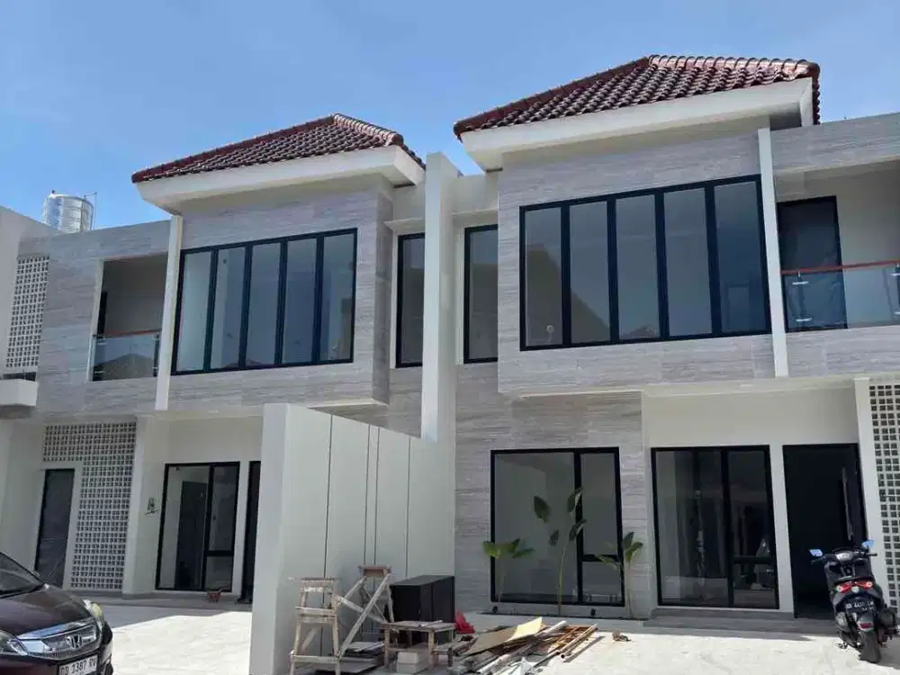 rumah di area elite tengah kota 2 Lantai di Andi Djemma Makassar Dekat Four Points