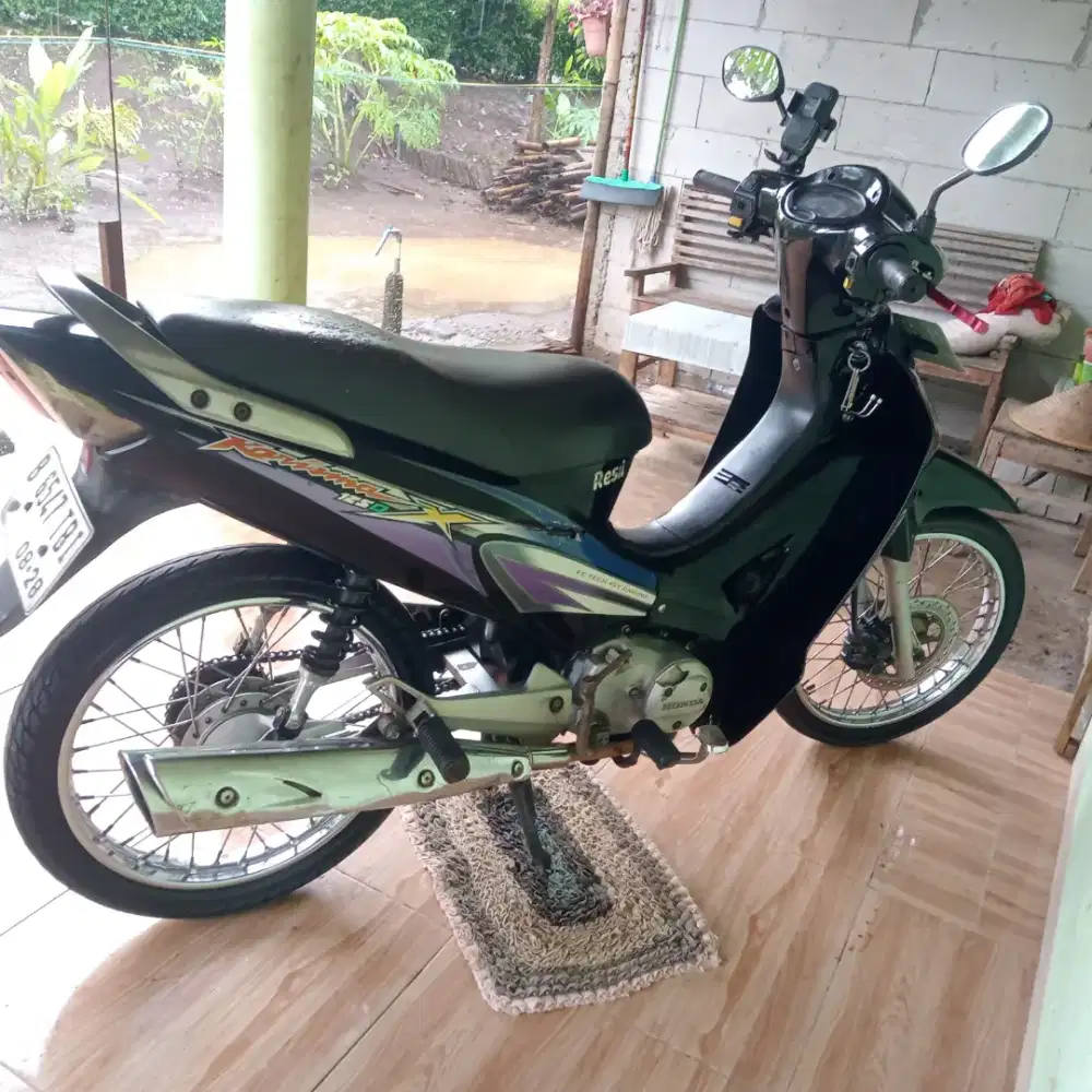 Dijual Honda Kharisma