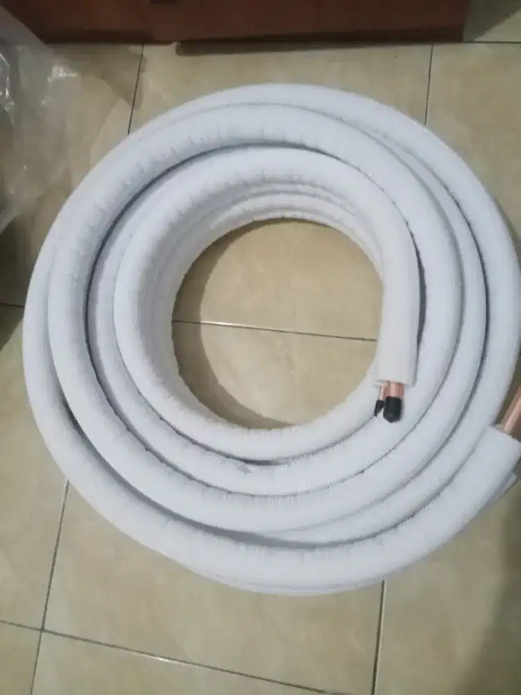 Pipa AC merk HODA 1/4 x 1/2