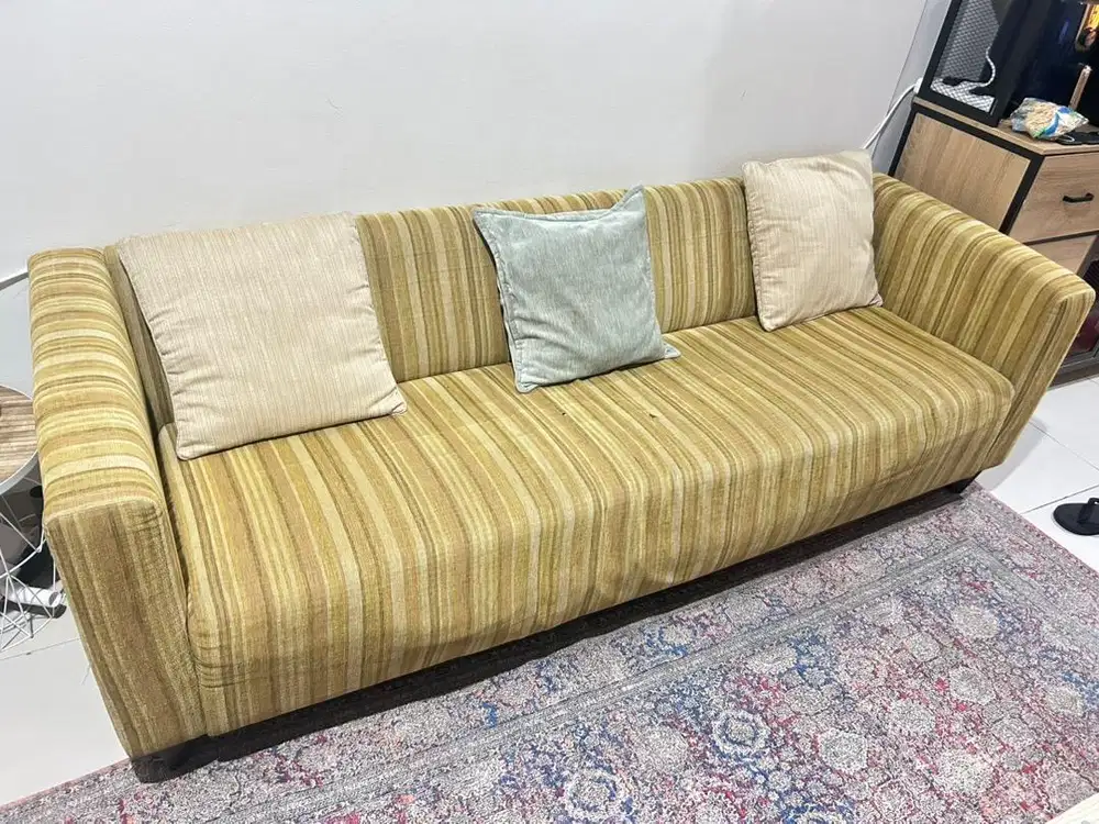 Sofa 3 seater, masih bagus & bersih