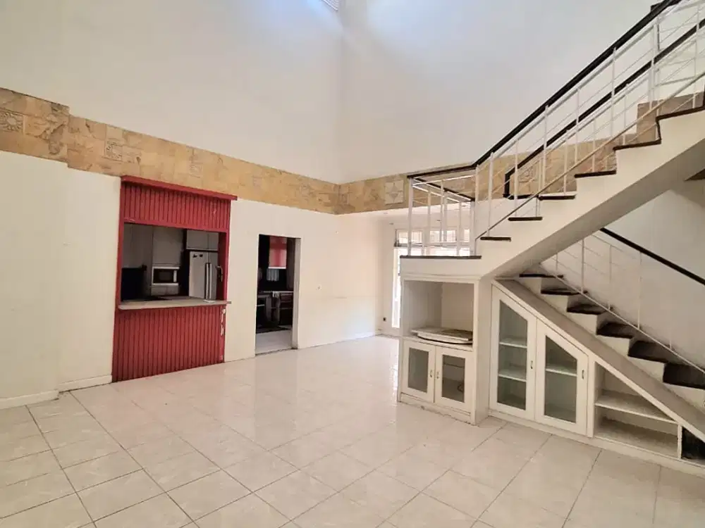 Jual Cepat Rumah Luas Strategis di Maleo Bintaro Sektor 9