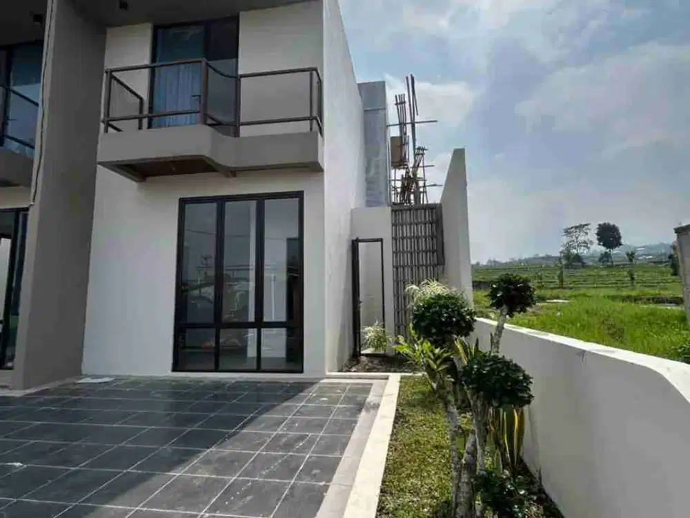 Ngamprah 2lt 400jtaan dekat DPRD KBB