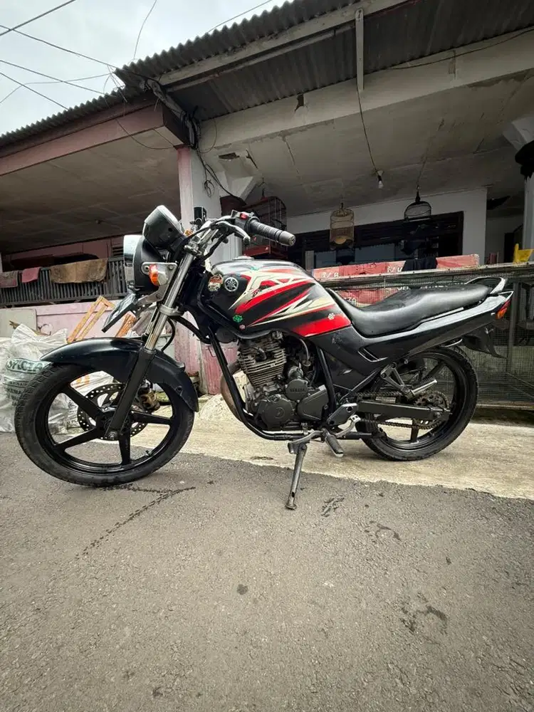 Yamaha scorpio G 2002 hitam plat G