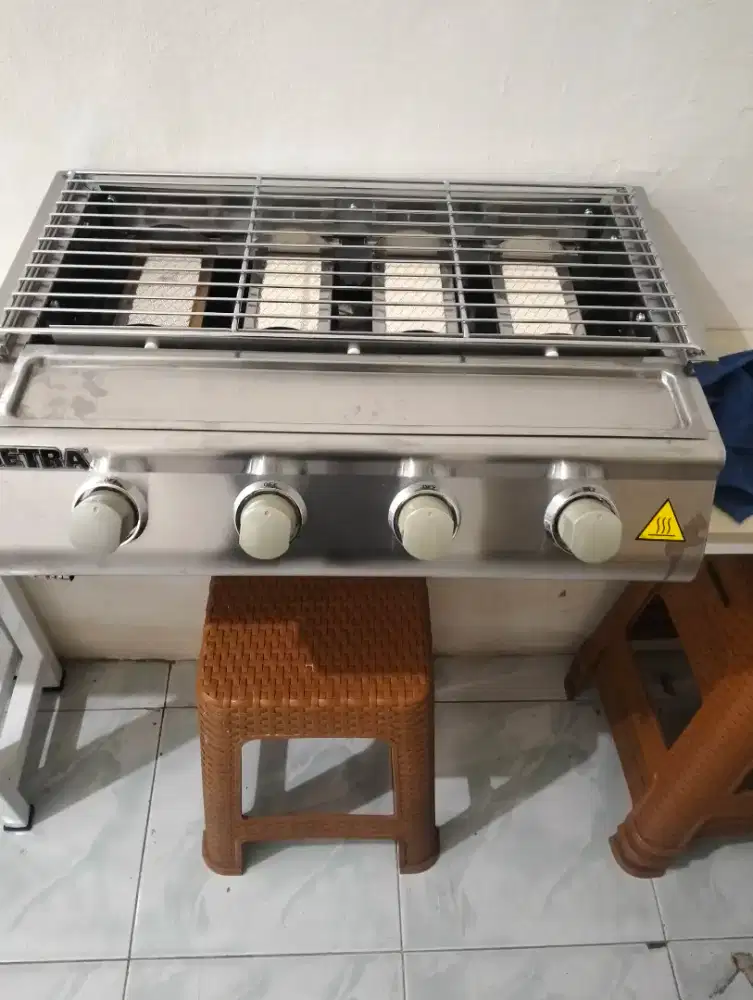 Kompor pemanggang getra