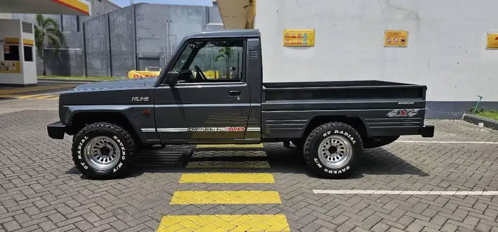 Taft Hiline Pickup 4x4 th 1987 kondisi antik spt baru brg langka
