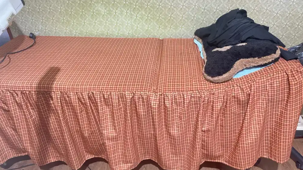 BED FACIAL SALON (BEKAS)