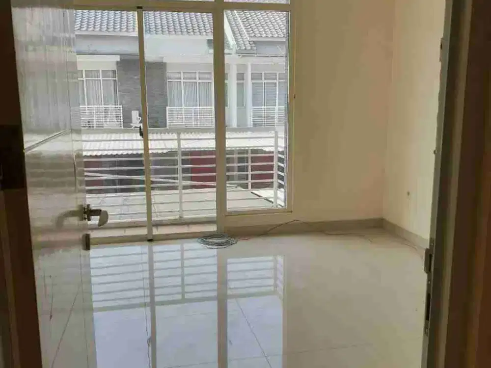 Di Jual Cepat Rumah Green Lake City Siap Huni