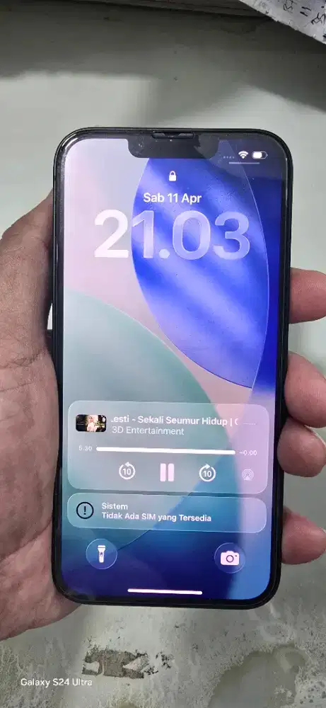 Iphone 13 128 ibox resmi mulus komplit