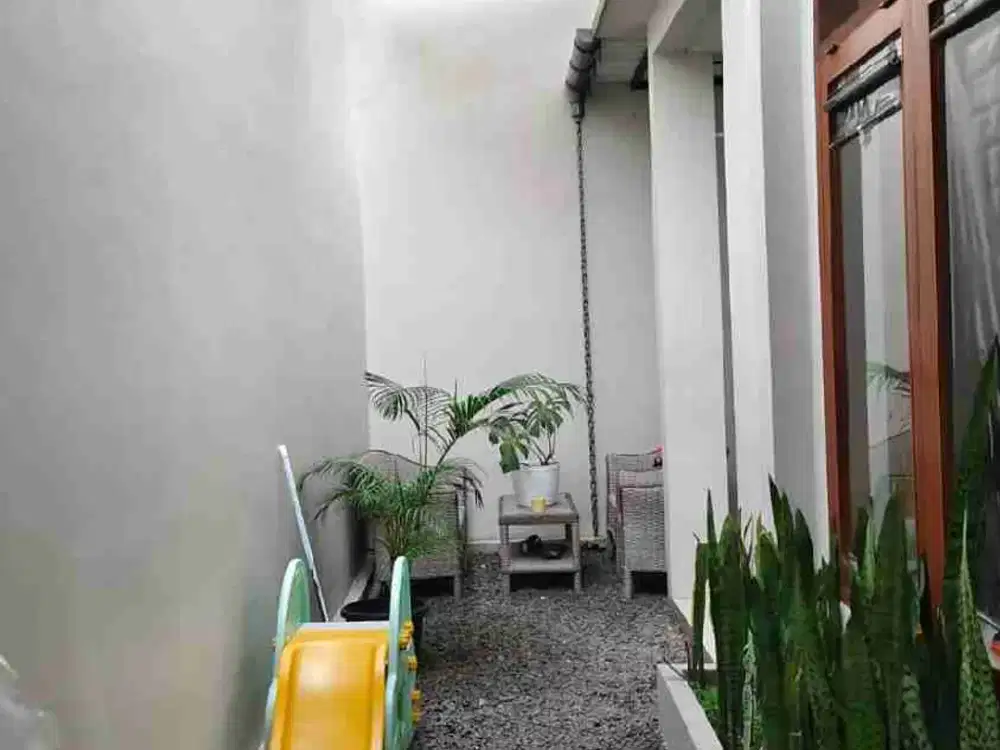 MALAKASARI 2LANTAI LUXS HARGA DIBAWAH PASARAN 950JT NEGO