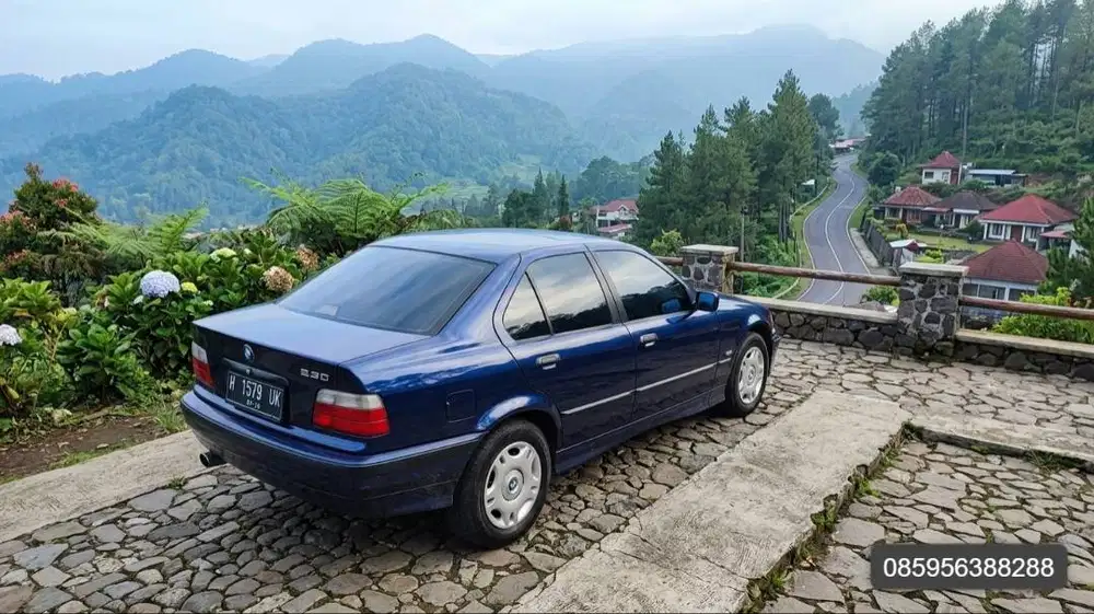 BMW 320 i E36 MT'95