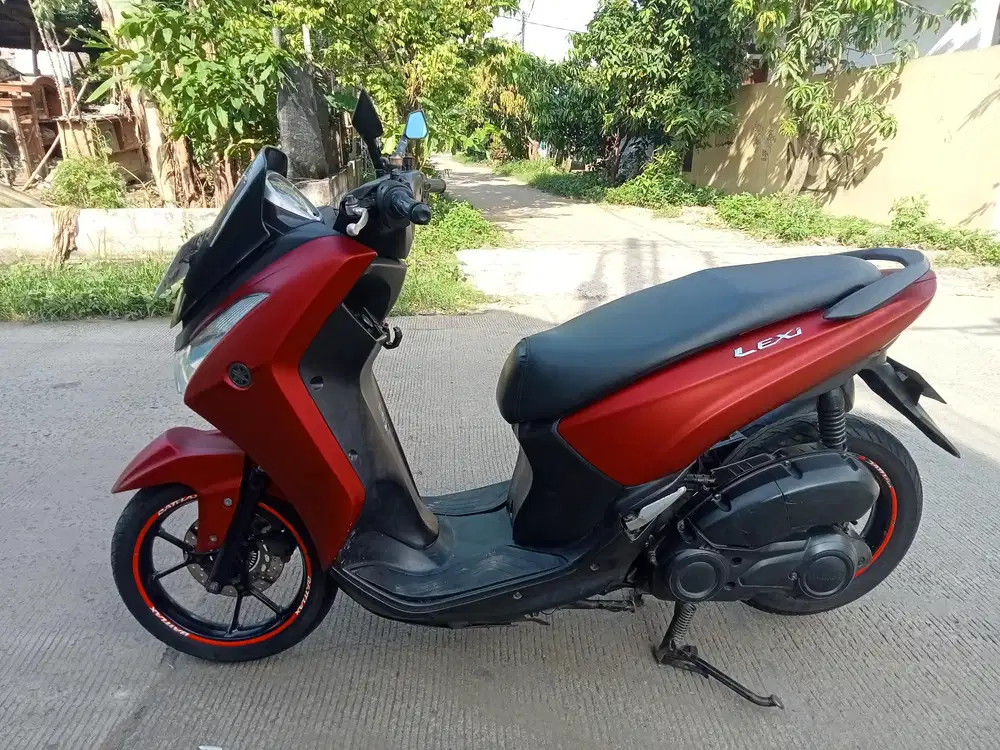 (sale) Yamaha Lexi 125cc 2019 Surat Komplit