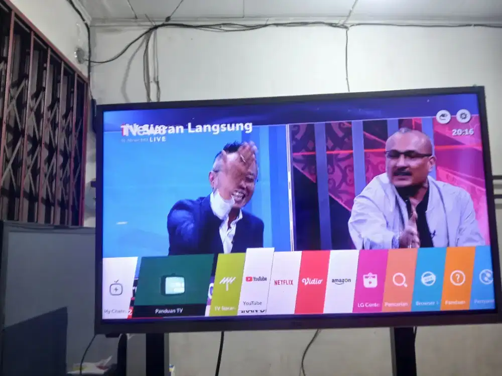 Dijual led merk lg 32in udah semart tv udah digital tv