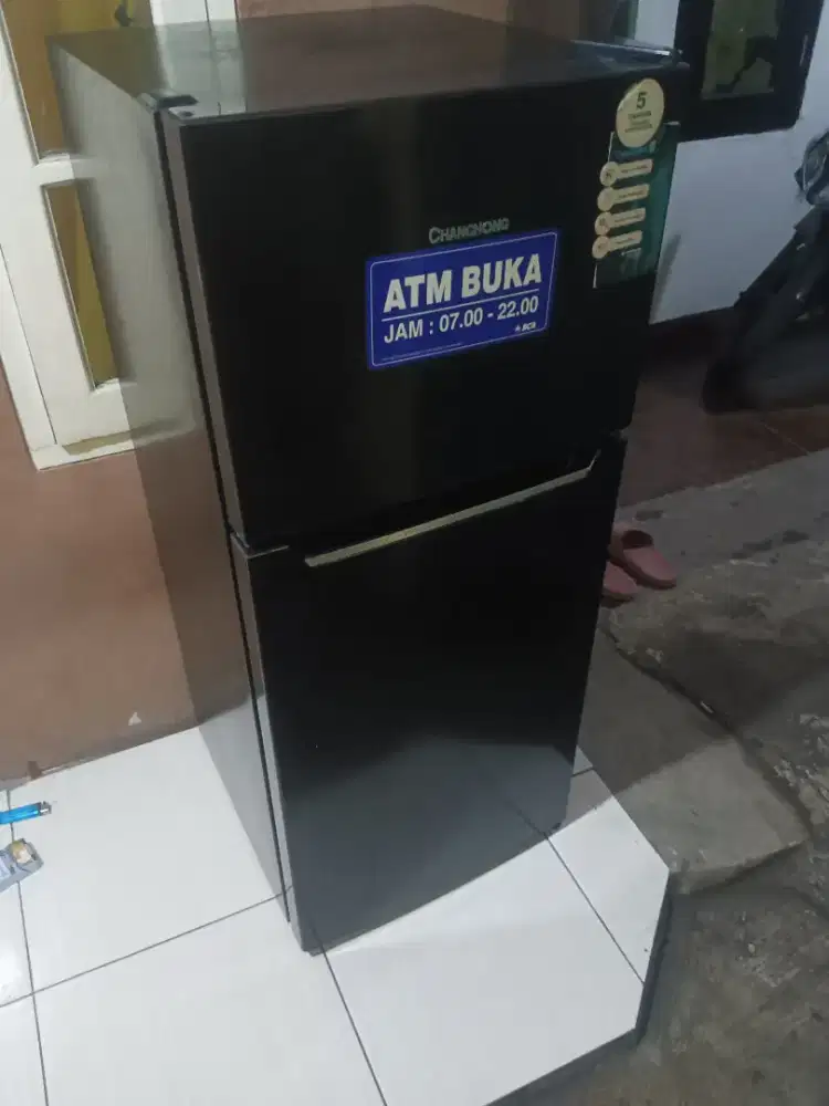 Kulkas changhong mini 2 pintu