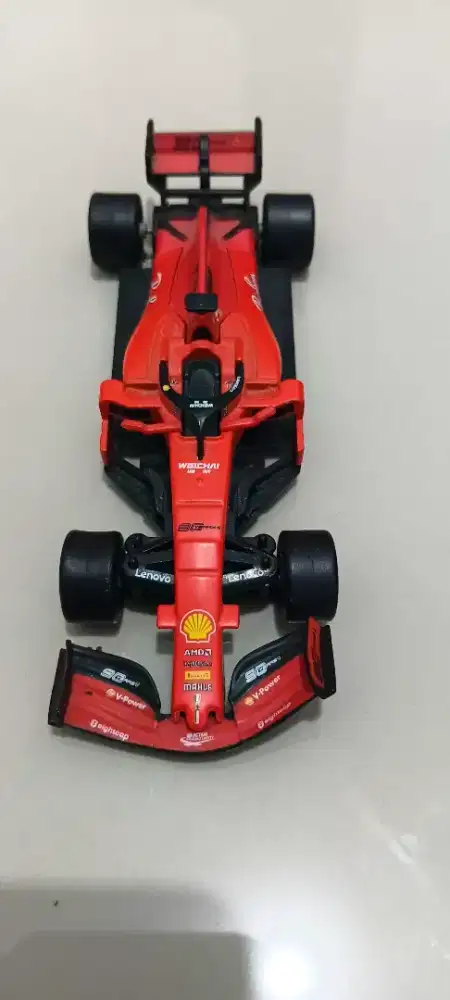 Mobil f1 remot shell merah