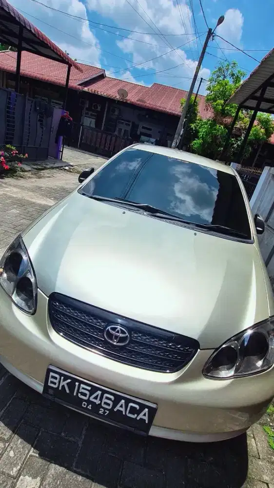 Dijual Altis 2004