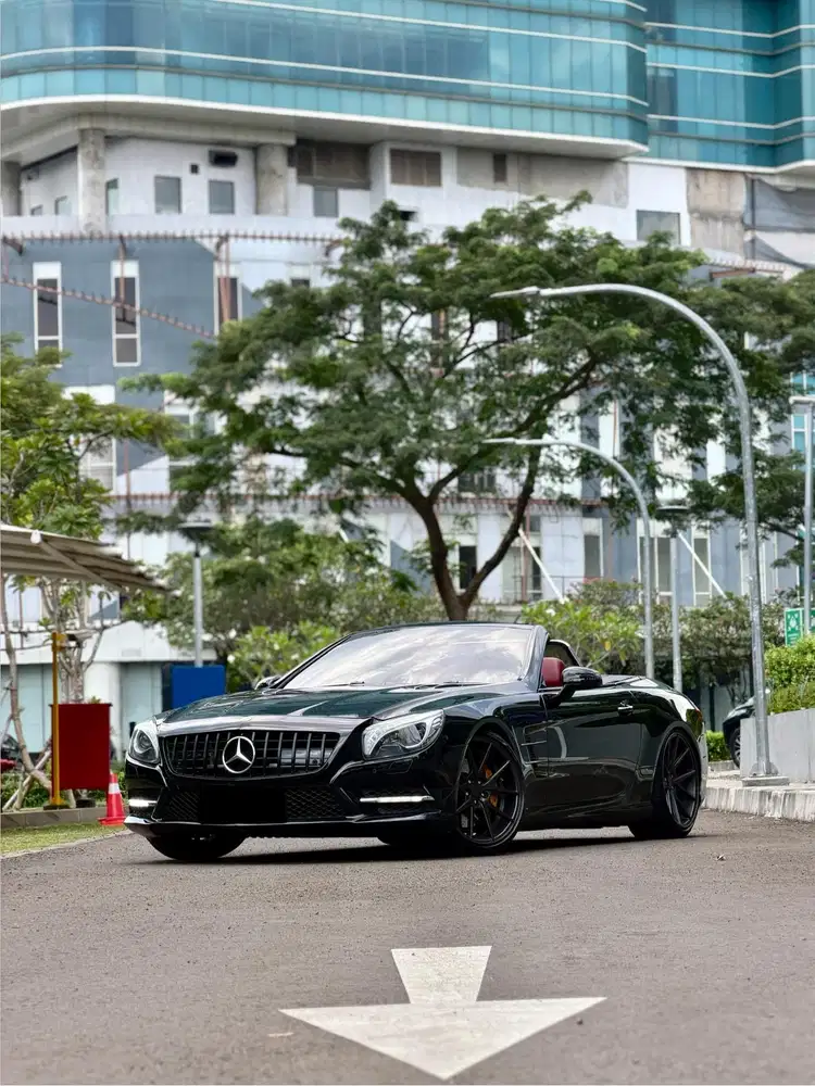 CASH LIKE NEW Mercedes-Benz SL350 AMG 2012
