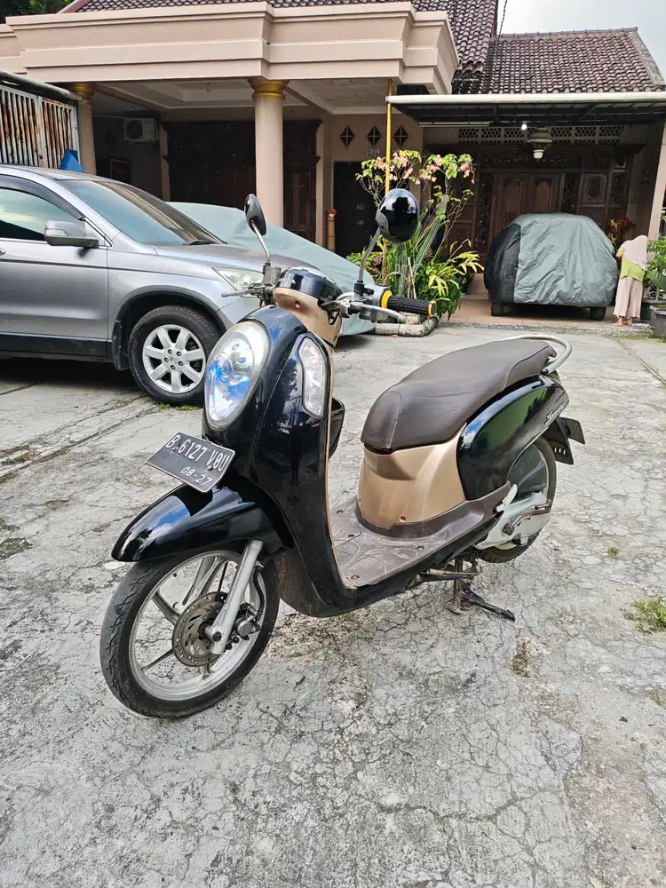 (sale) scoopy fi injeksi 2013 mesin Standar