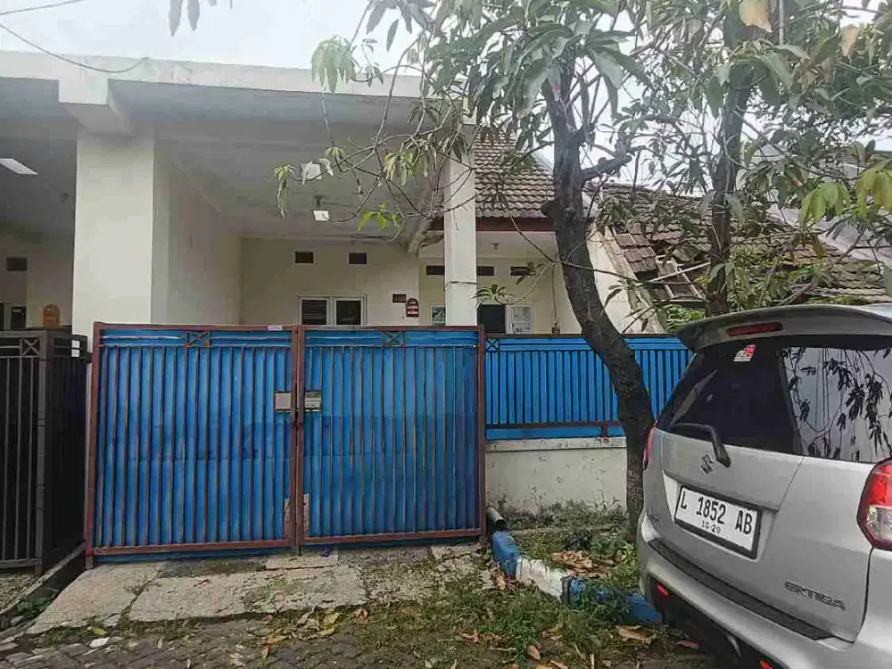 Rumah disewakan pondok Tjandra indah Rungkut lokasi strategis raya MERR