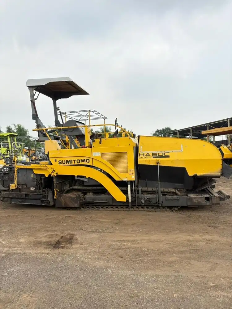 Asphalt Finisher Sumitomo HA60C-7. Wide 6 m. Ex Japan !