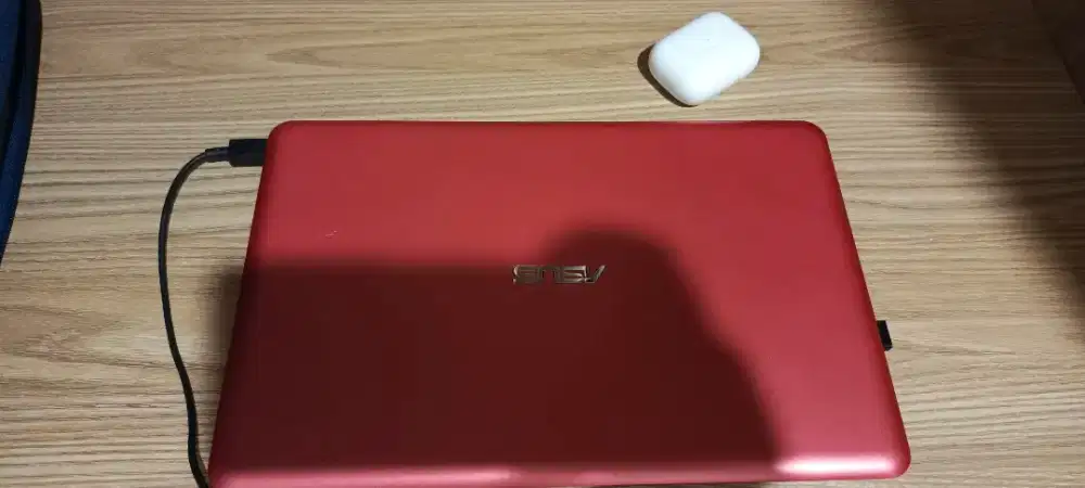 Jual Laptop ASUS E202S – Siap Pakai